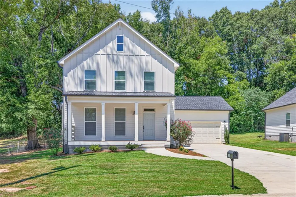 125 E 5th Street Monroe, GA 30655