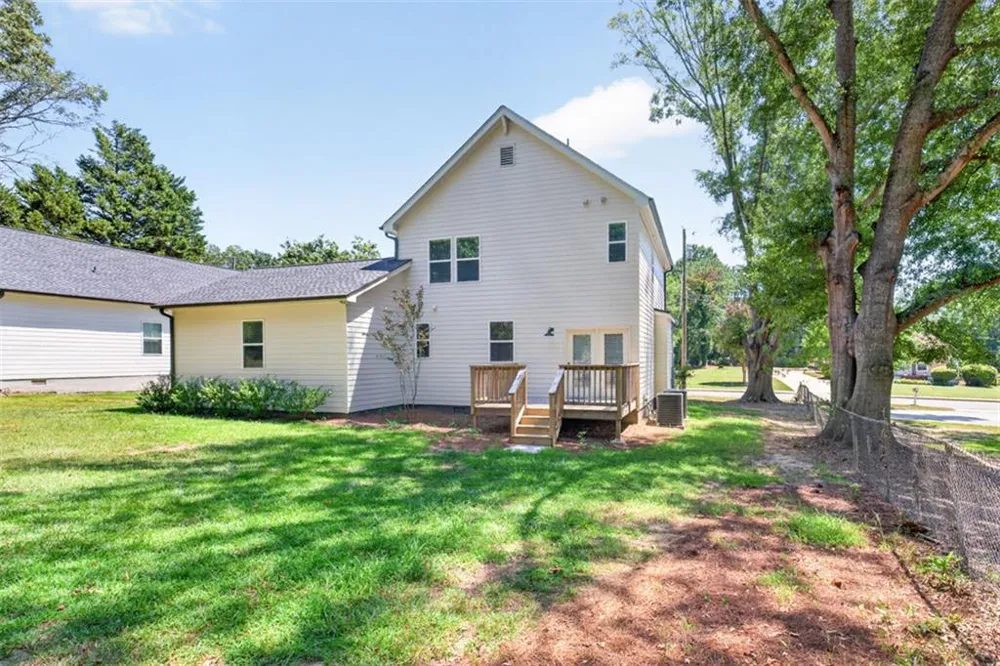 125 E 5th Street Monroe, GA 30655