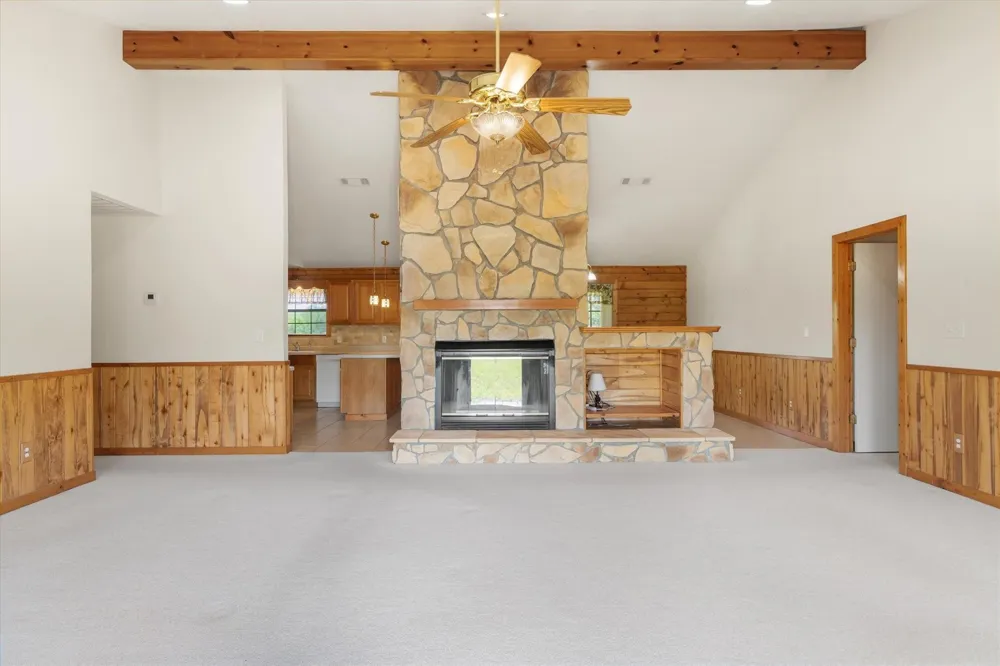 9150 State Highway 198 Canton, TX 75103