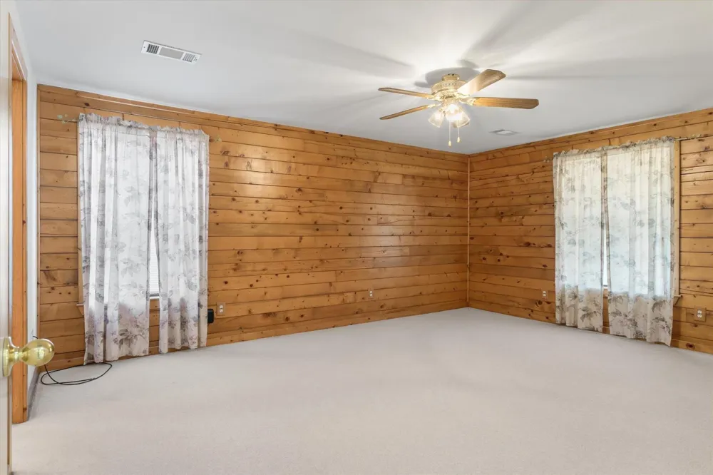 9150 State Highway 198 Canton, TX 75103
