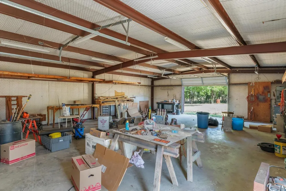 9150 State Highway 198 Canton, TX 75103