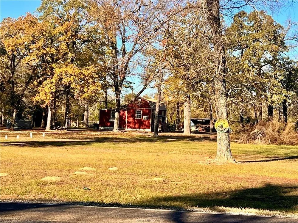 6966 State Highway 7 W Jewett, TX 75846