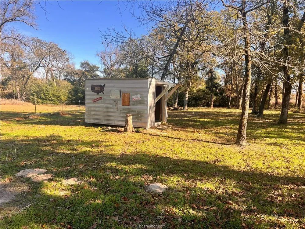 6966 State Highway 7 W Jewett, TX 75846