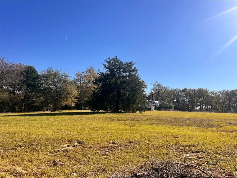 6966 State Highway 7 W Jewett, TX 75846