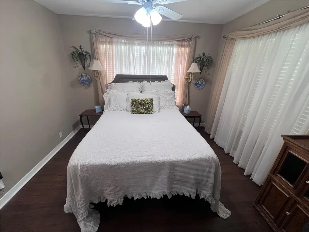 120 W Stockbridge Street Eagle Lake, TX 77434
