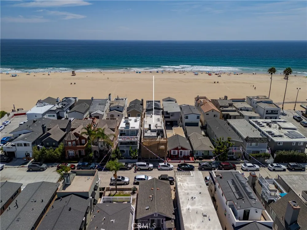 1913 Court Street Newport Beach, CA 92663