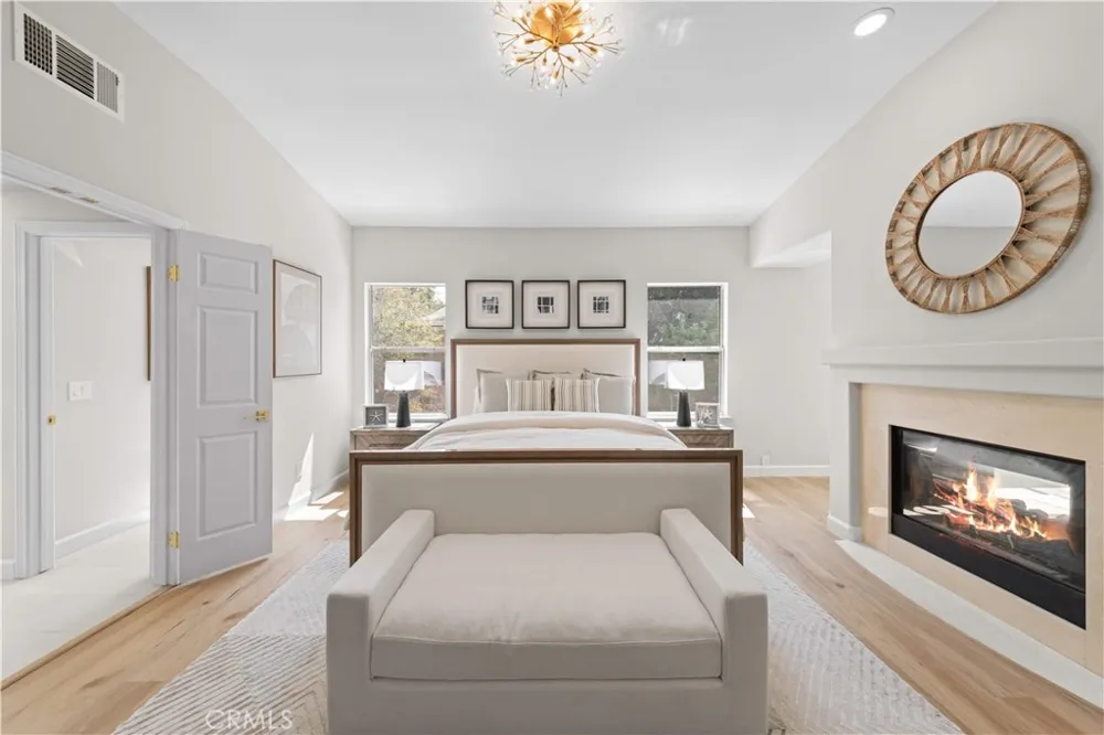 5776 Parkcrest Dr La Verne, CA 91750