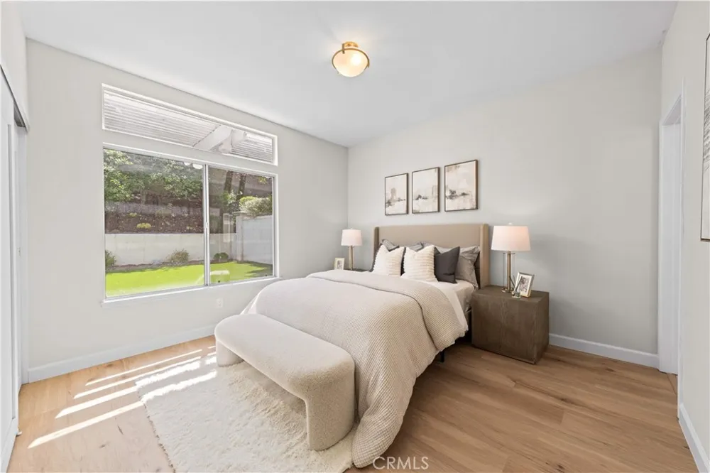 5776 Parkcrest Dr La Verne, CA 91750
