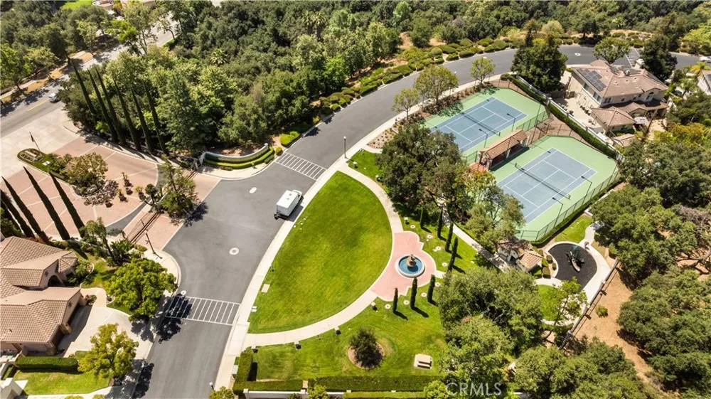 5776 Parkcrest Dr La Verne, CA 91750