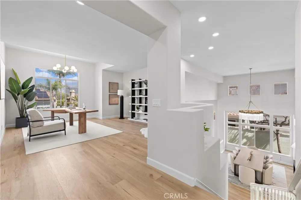 5776 Parkcrest Dr La Verne, CA 91750
