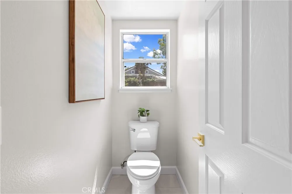 5776 Parkcrest Dr La Verne, CA 91750