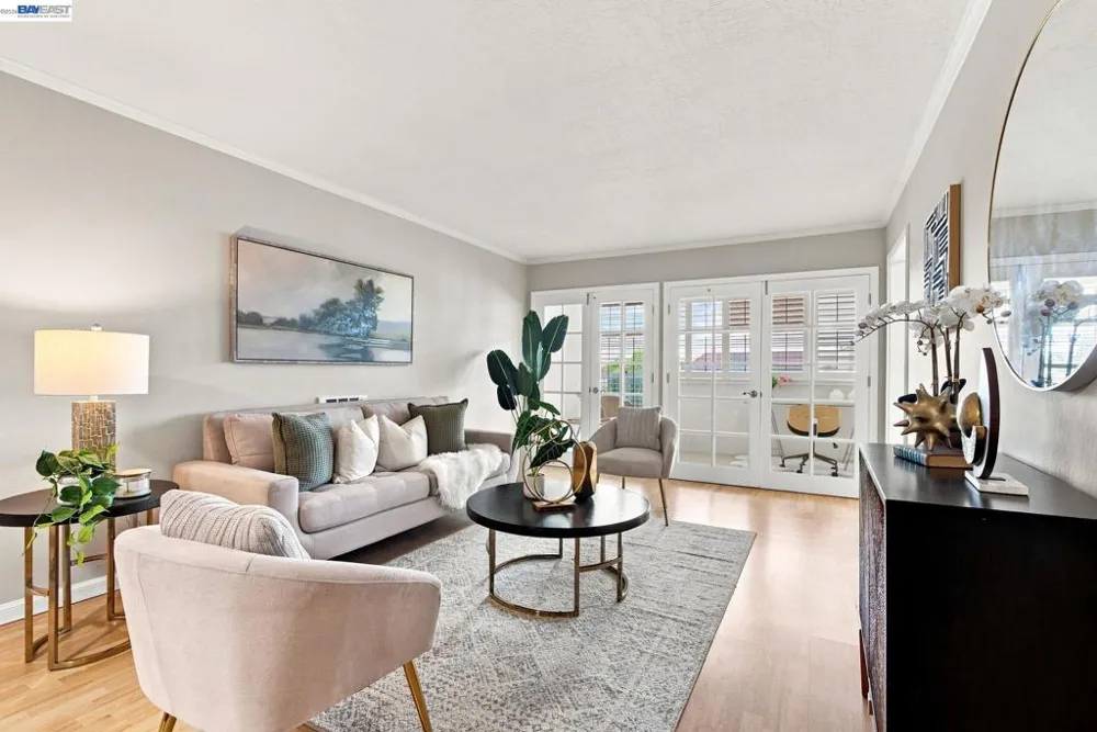 2137 Otis Dr #101 Alameda, CA 94501