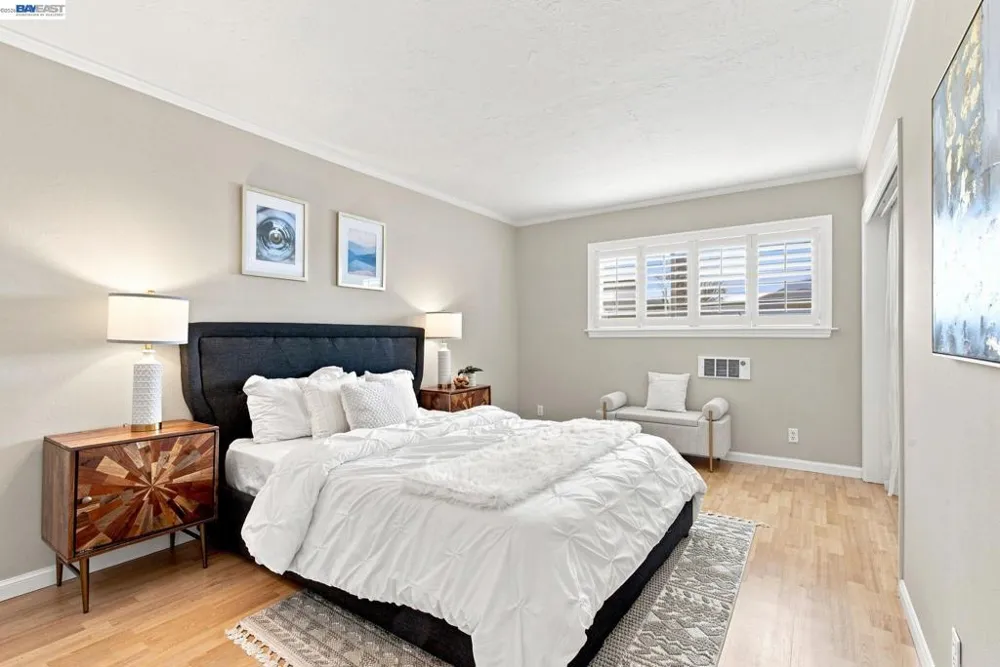 2137 Otis Dr #101 Alameda, CA 94501