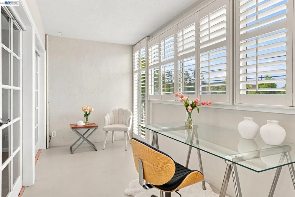 2137 Otis Dr #101 Alameda, CA 94501