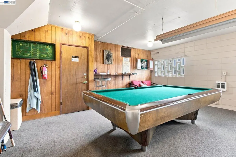 2137 Otis Dr #101 Alameda, CA 94501