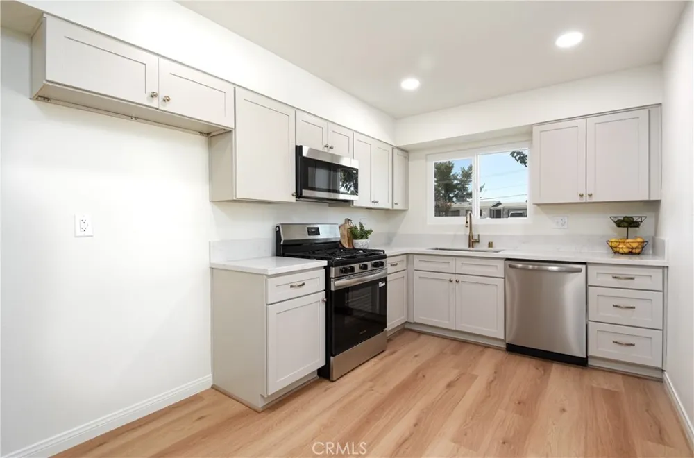 26406 Cherry Hills Sun City, CA 92586