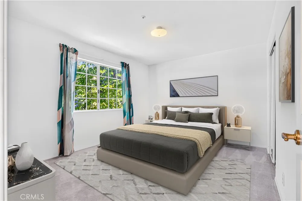 23244 Alta Way Chatsworth, CA 91311