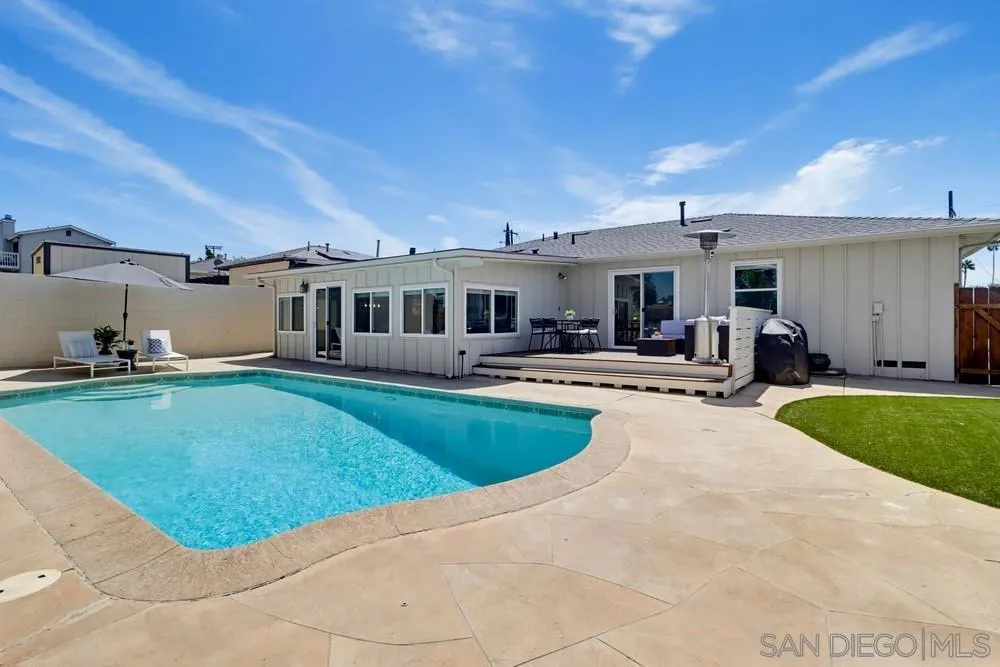 6930 Bruce Ct La Mesa, CA 91942