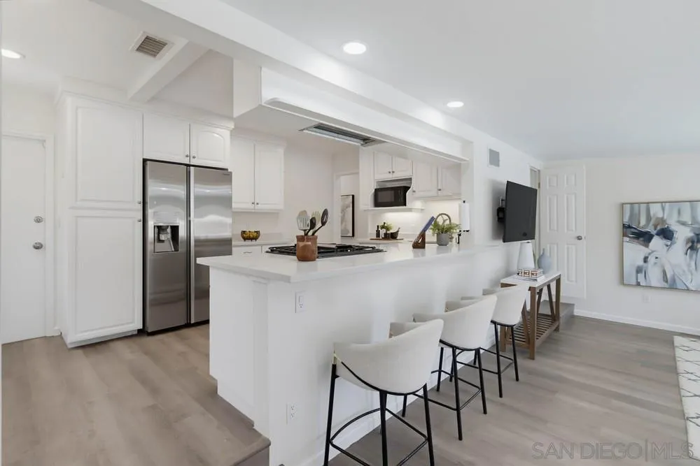 6930 Bruce Ct La Mesa, CA 91942