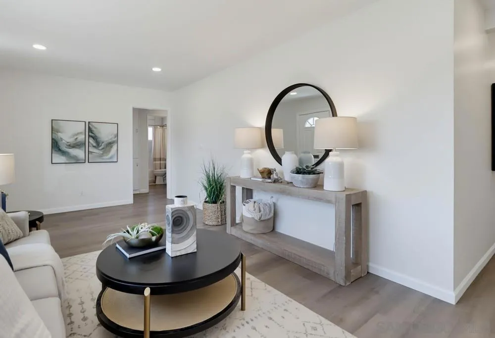 6930 Bruce Ct La Mesa, CA 91942