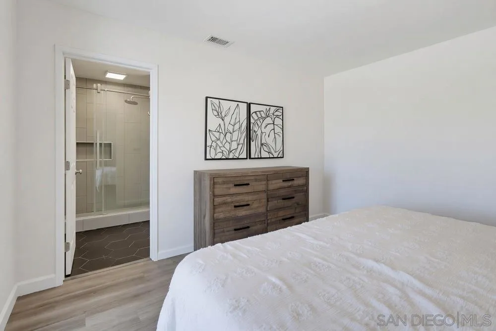 6930 Bruce Ct La Mesa, CA 91942