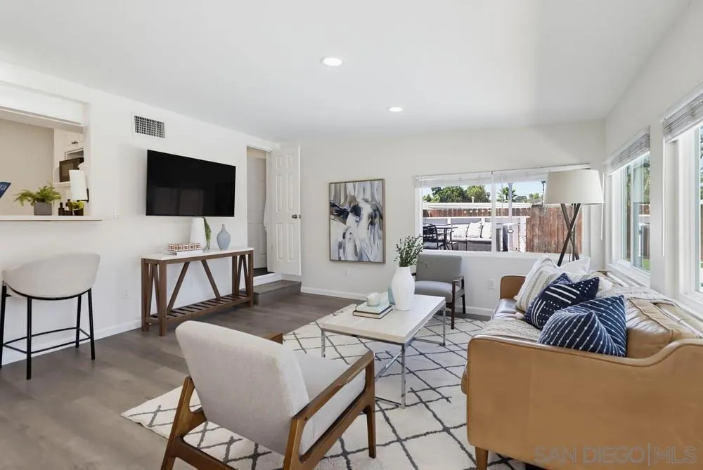 6930 Bruce Ct La Mesa, CA 91942