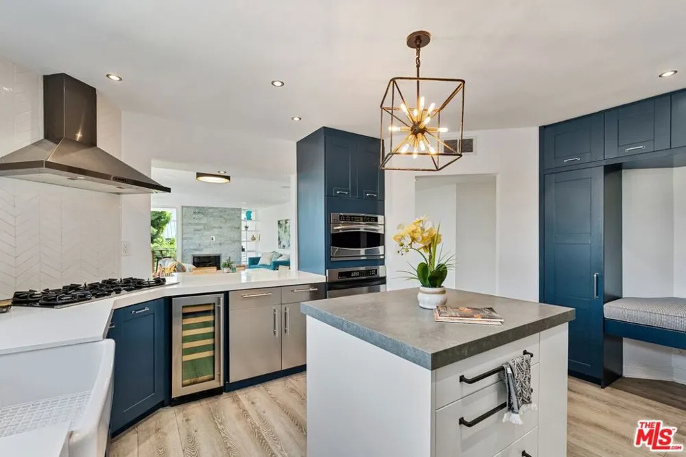 1129 Larrabee Street #8 West Hollywood, CA 90069