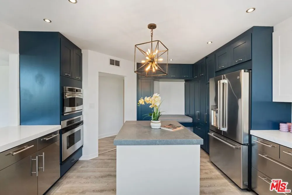 1129 Larrabee Street #8 West Hollywood, CA 90069