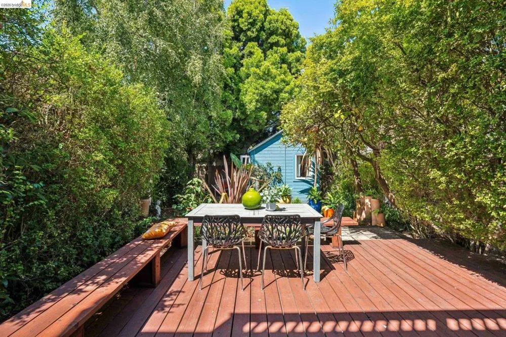 1204 Neilson St Berkeley, CA 94706