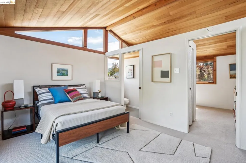1204 Neilson St Berkeley, CA 94706