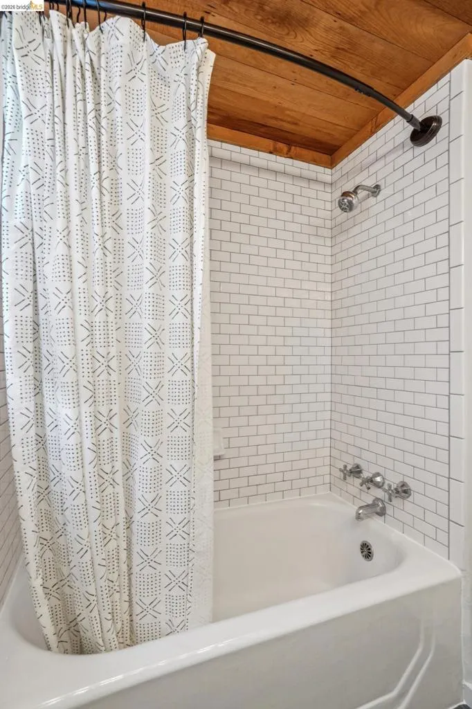 1204 Neilson St Berkeley, CA 94706