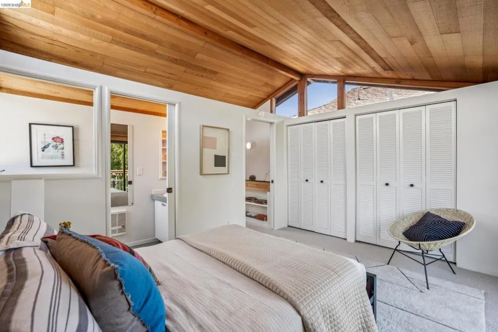 1204 Neilson St Berkeley, CA 94706