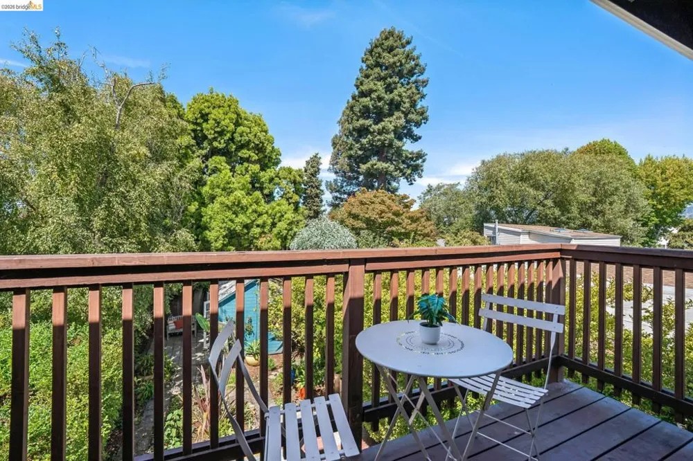 1204 Neilson St Berkeley, CA 94706