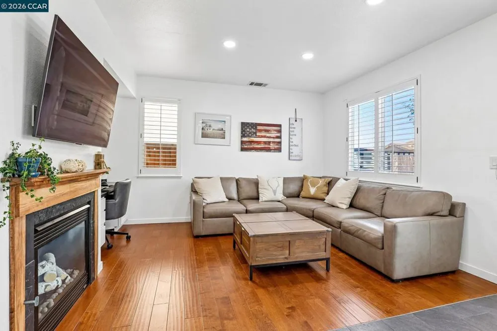 614 Rock Rose Way Richmond, CA 94806
