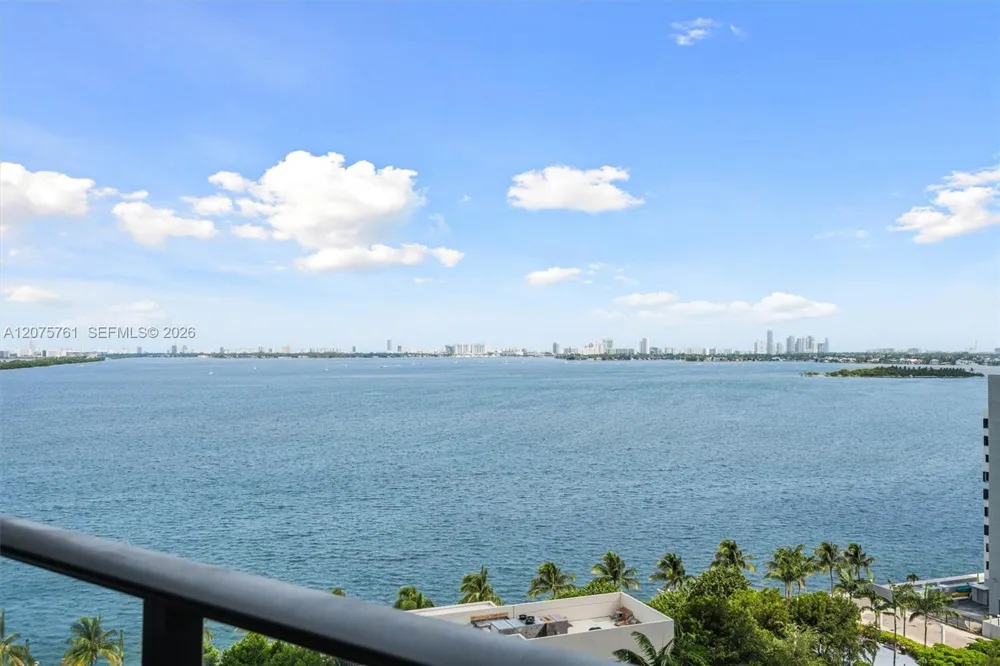 650 NE 32nd St #1203 Miami, FL 33137
