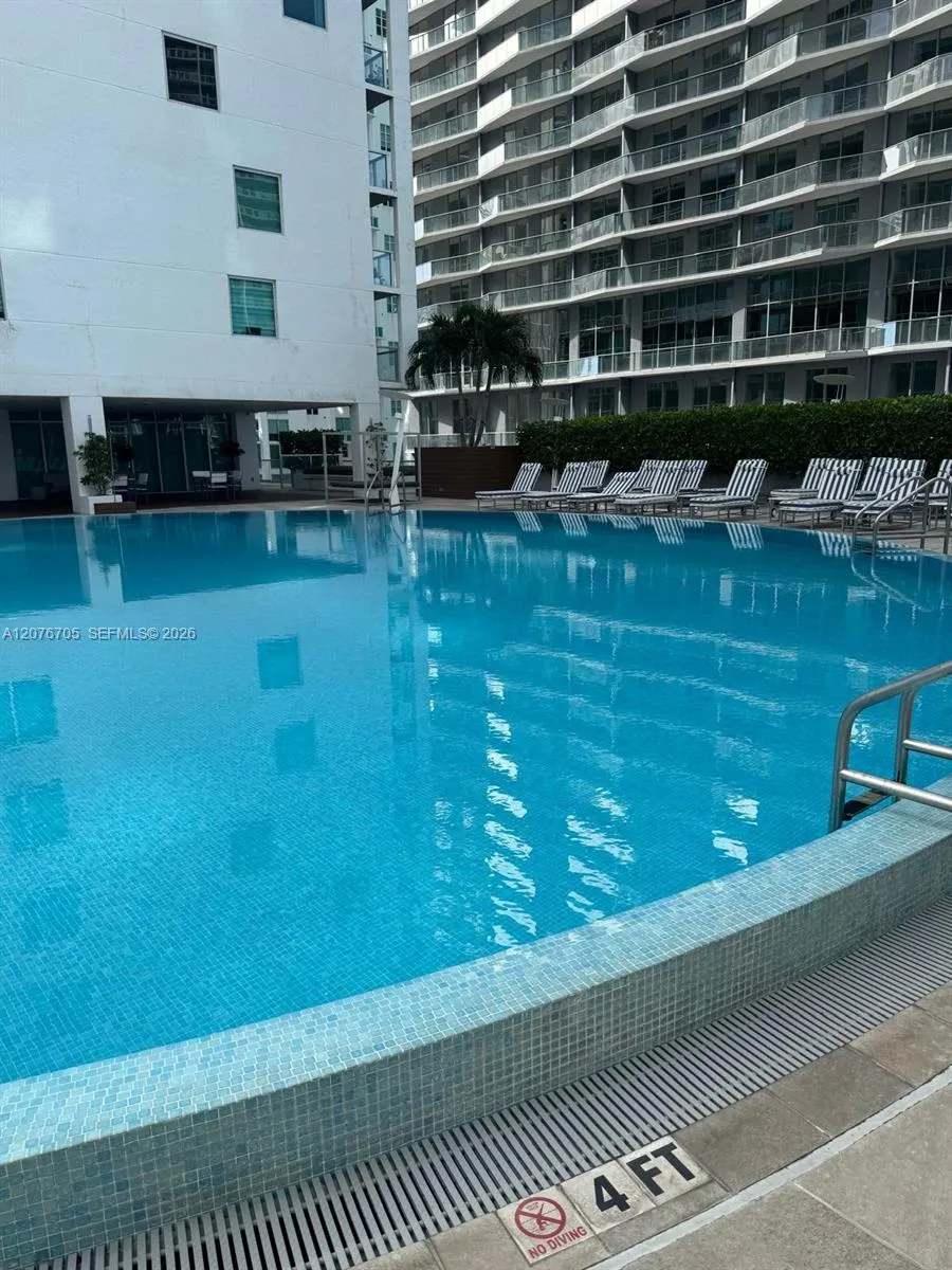 500 Brickell Ave #3210 Miami, FL 33131