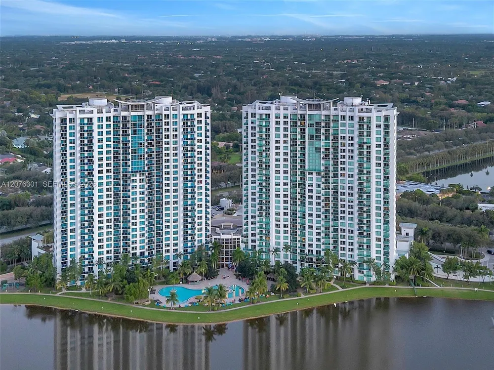 2641 Flamingo Rd #2205N Sunrise, FL 33323