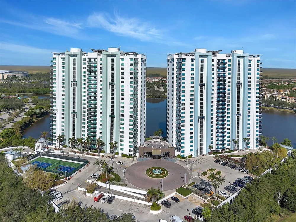 2641 Flamingo Rd #2205N Sunrise, FL 33323