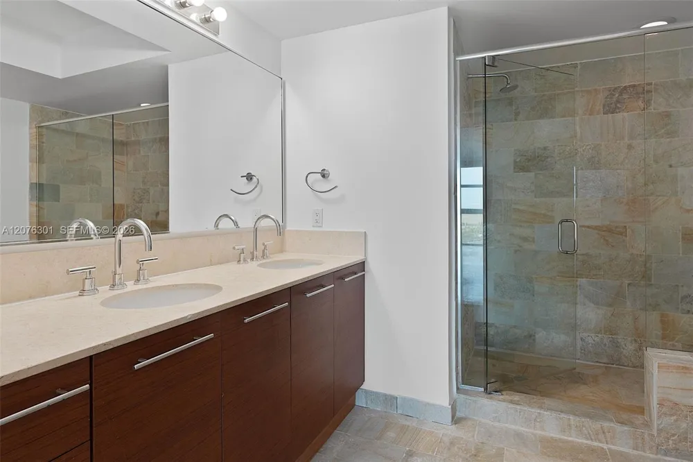 2641 Flamingo Rd #2205N Sunrise, FL 33323