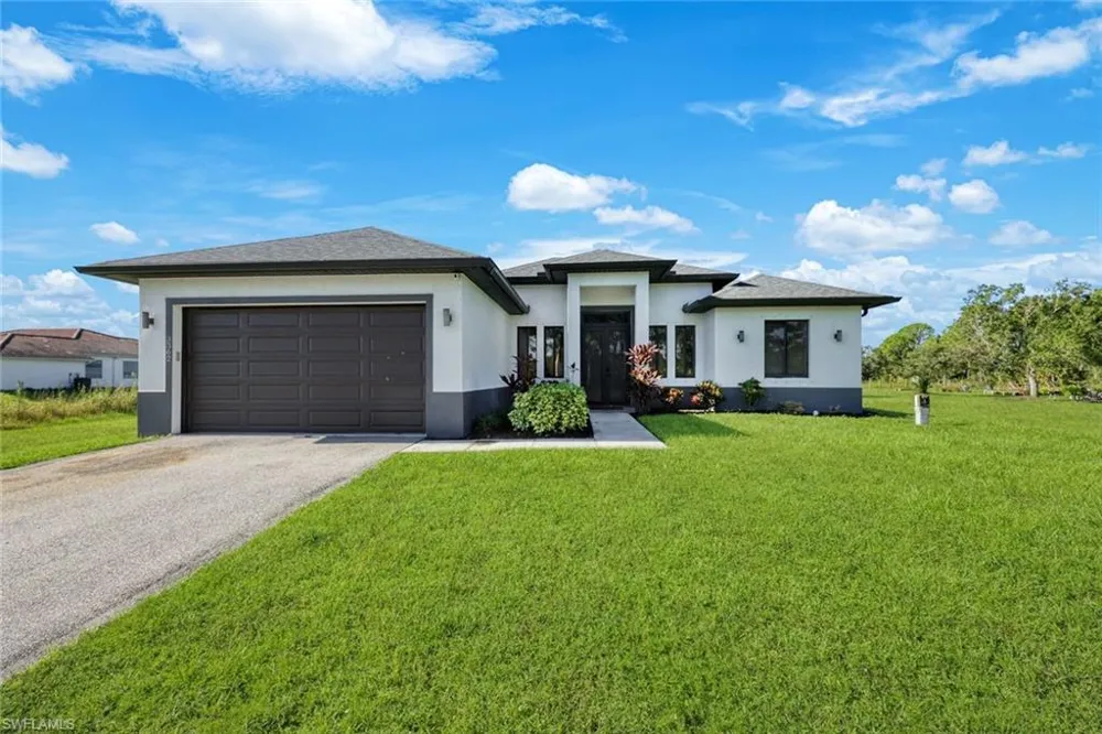 3362 56th Avenue NE Naples, FL 34120