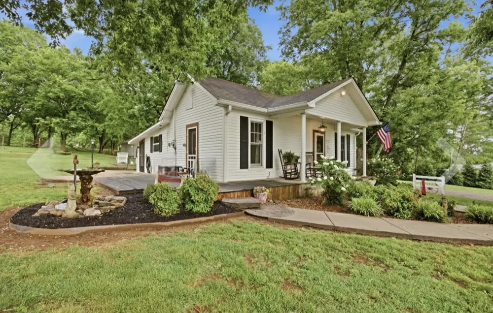 6222 Cayce Lane Columbia, TN 38401