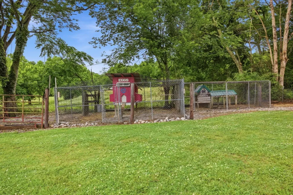 6222 Cayce Lane Columbia, TN 38401