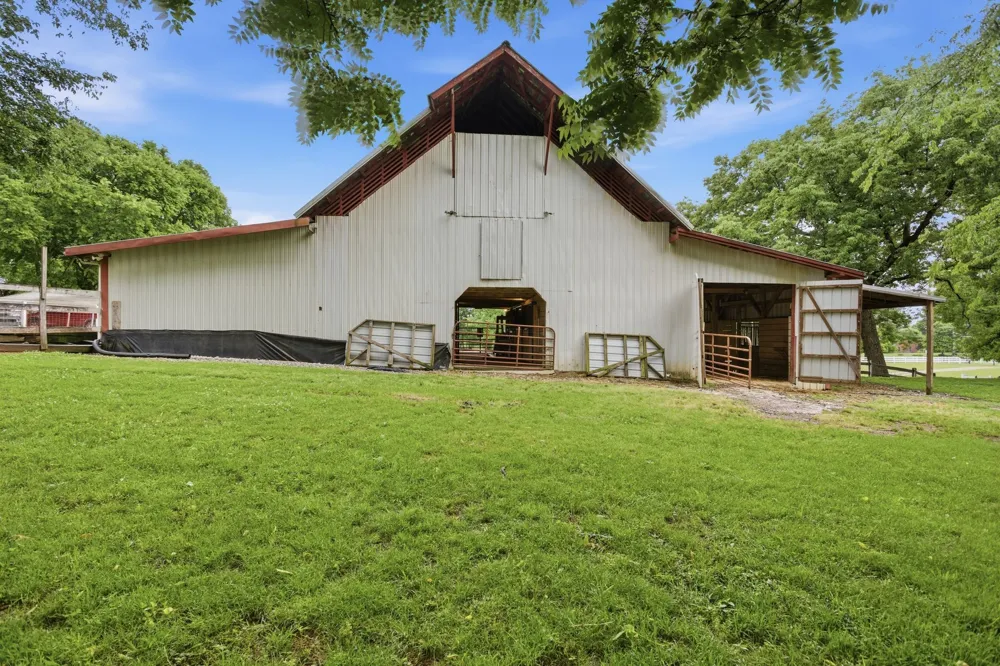 6222 Cayce Lane Columbia, TN 38401