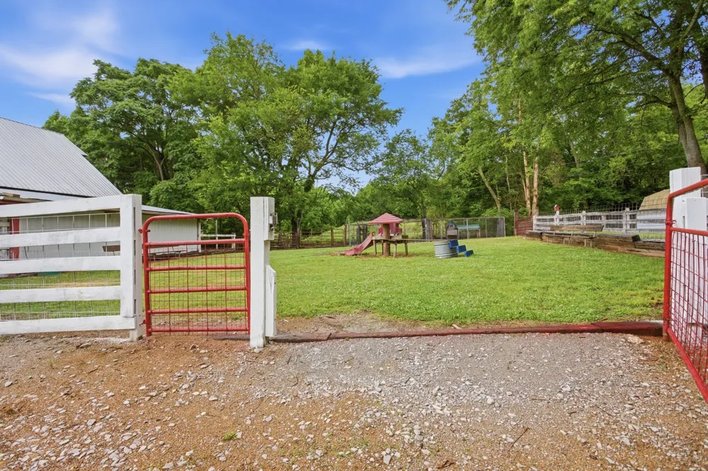 6222 Cayce Lane Columbia, TN 38401