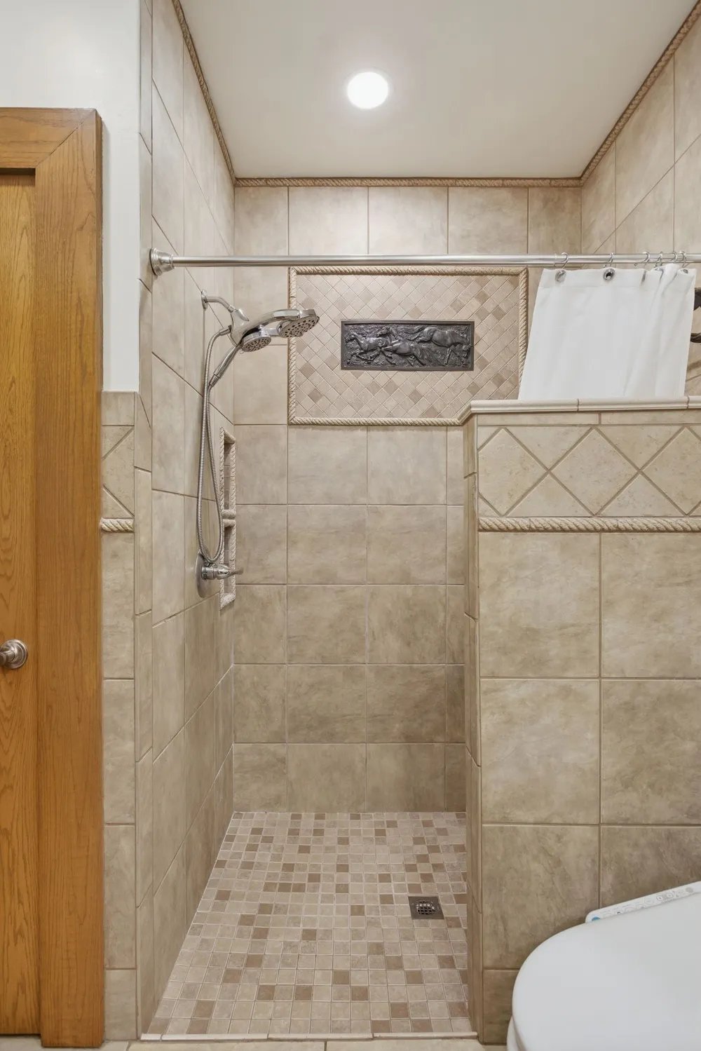 6222 Cayce Lane Columbia, TN 38401
