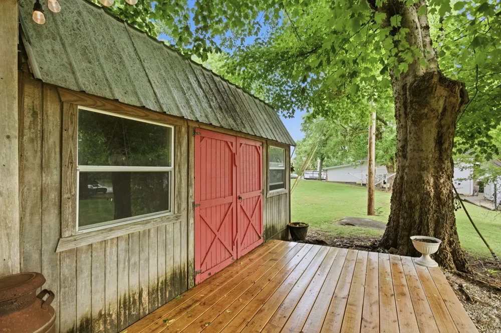 6222 Cayce Lane Columbia, TN 38401