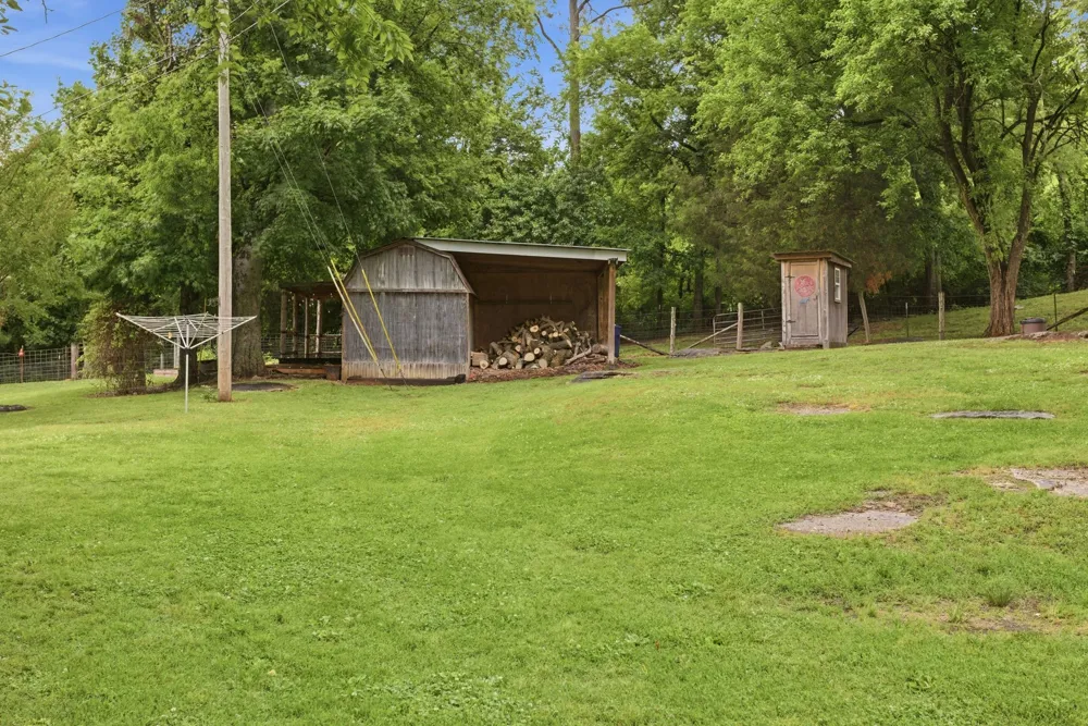 6222 Cayce Lane Columbia, TN 38401