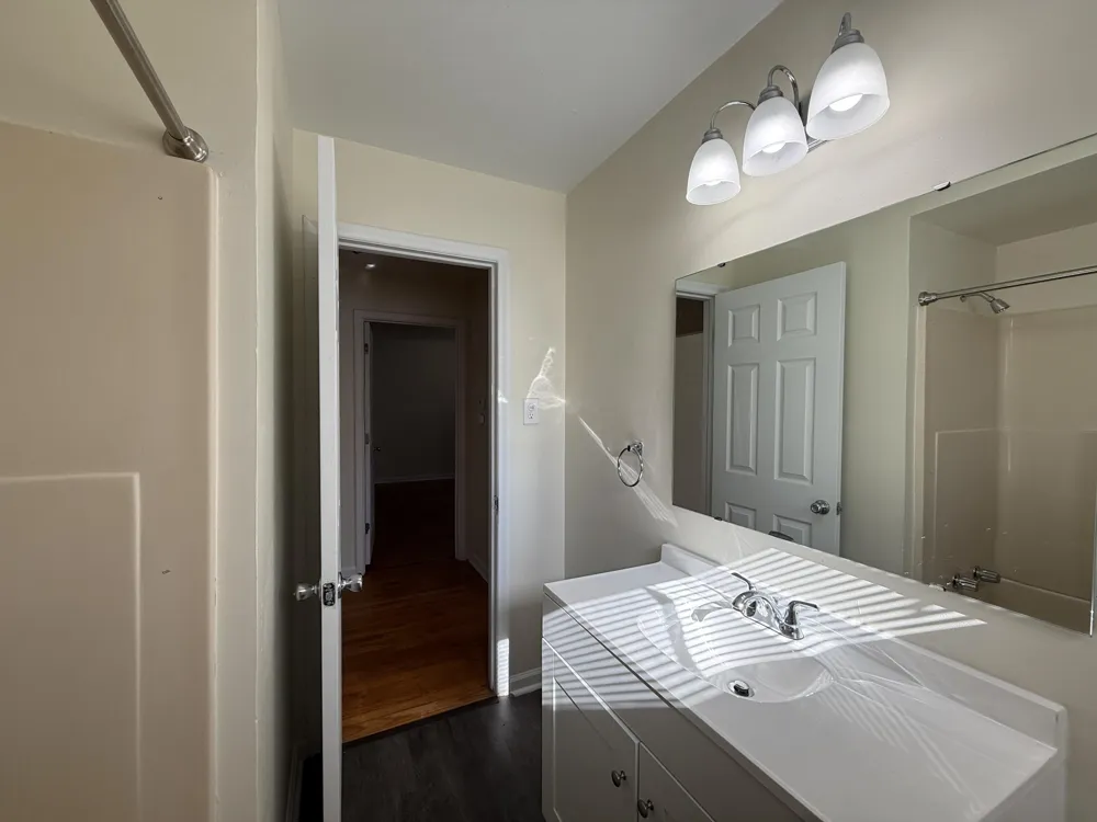 1650 S Harris Ypsilanti Charter Township, MI 48198