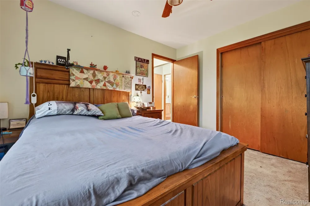 260 Faust Drive Brandon Charter Township, MI 48462