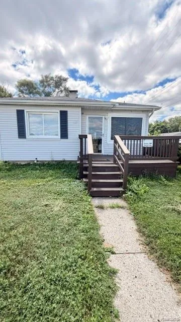 1329 Neubert Avenue Flint City, MI 48507